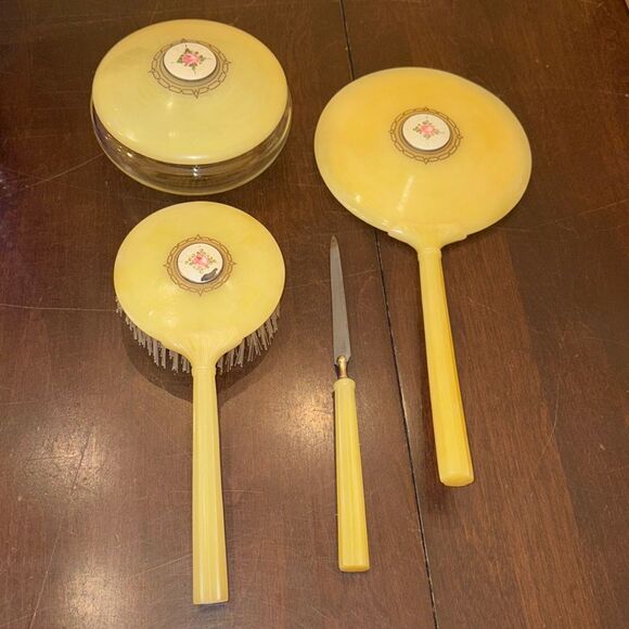Vintage 40's/50's Art Deco rose vanity set. - Picture 1 of 8